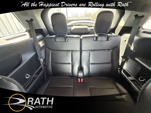 Used 2024 Ford Explorer Limited image 24