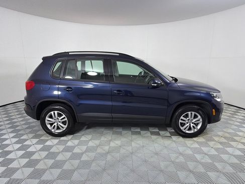 Used 2016 Volkswagen Tiguan S FWD image 4
