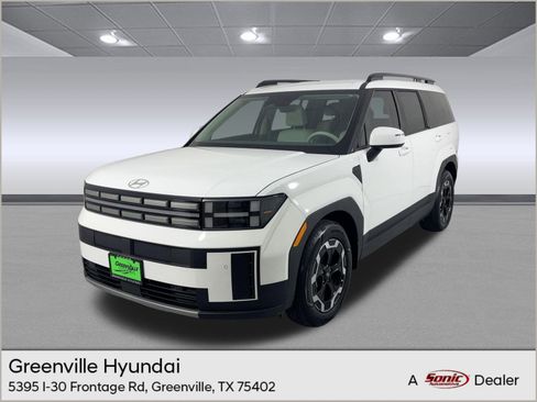 Used 2025 Hyundai Santa Fe SEL image 1