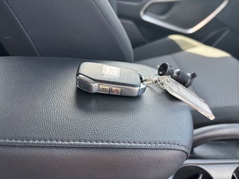 Used 2025 Kia Soul LX w/ LX Technology Package image 22