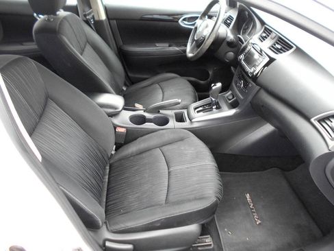 Used 2018 Nissan Sentra SV image 21