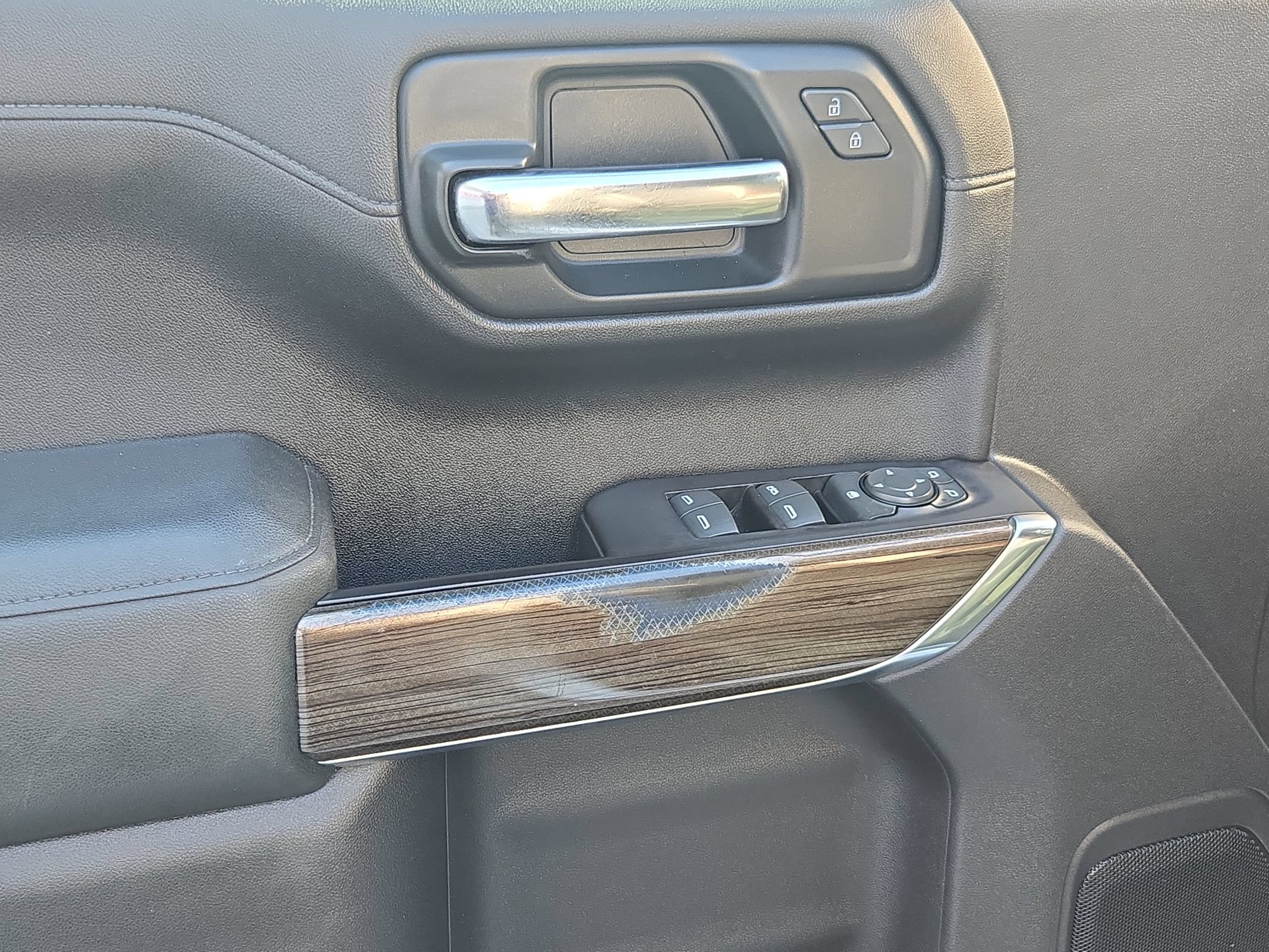 Used 2019 Chevrolet Silverado 1500 LT w/ All-Star Edition RWD image 21