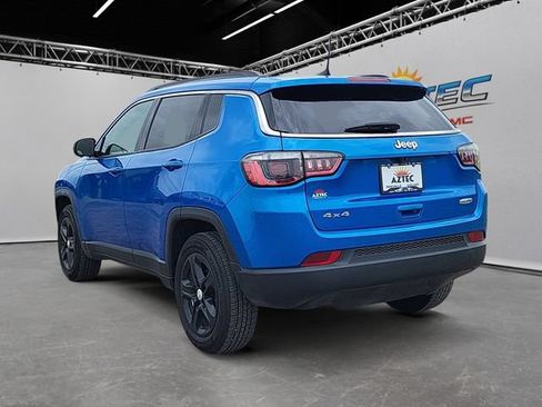 Used 2023 Jeep Compass Latitude AWD/4WD image 7