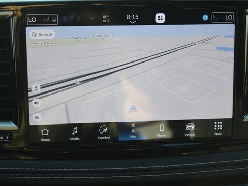 New 2027 Chrysler Pacifica Limited w/ Family Tech Group FWD image 28