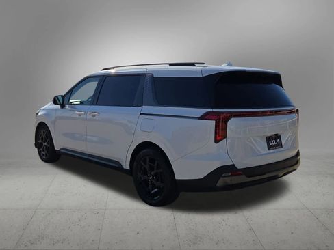 Certified 2025 Kia Carnival SX w/ SX Dark Edition Package image 4