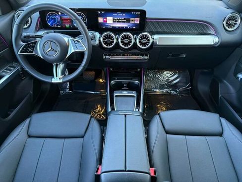 Certified 2024 Mercedes-Benz EQB 300 4MATIC image 17