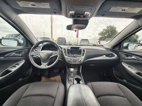 Used 2024 Chevrolet Malibu LT FWD image 19