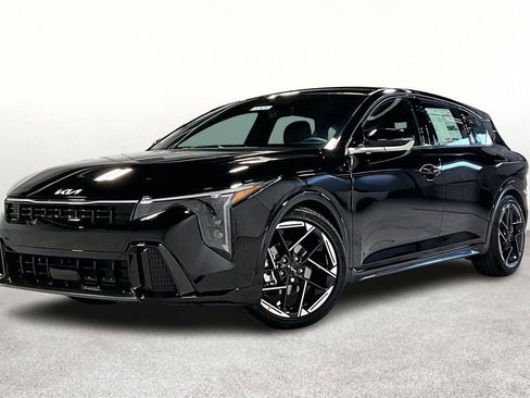 New 2026 Kia K4 GT-Line FWD image 2