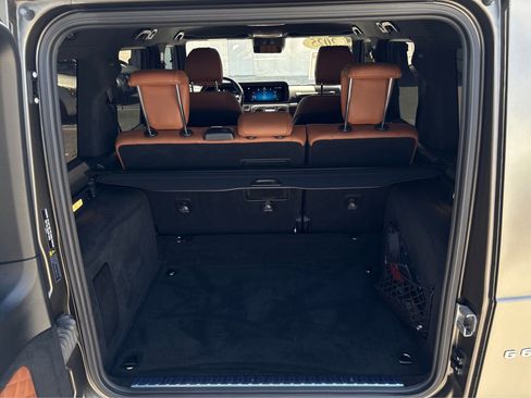 Used 2025 Mercedes-Benz G 63 AMG 4MATIC image 11