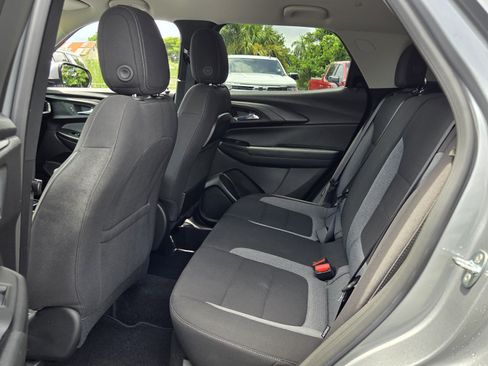 Used 2023 Chevrolet TrailBlazer LT AWD/4WD image 10