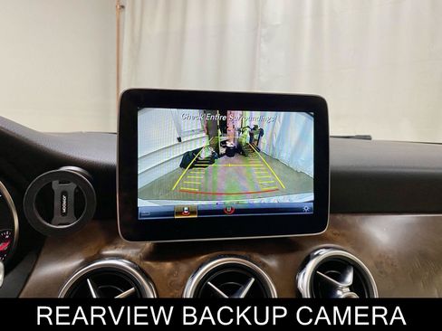 Used 2019 Mercedes-Benz GLA 250 4MATIC image 35