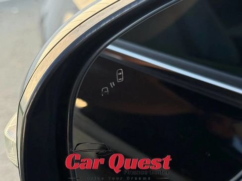 Used 2017 Mitsubishi Outlander GT AWD/4WD image 33