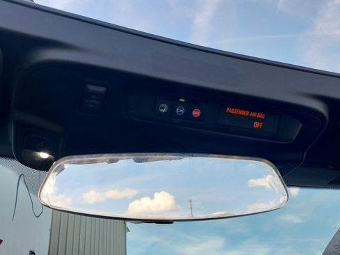 Used 2023 Chevrolet Camaro LT image 26