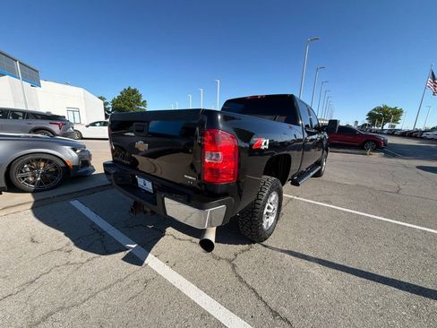 Used 2011 Chevrolet Silverado 2500 LT w/ Suspension Package, Off-Road AWD/4WD image 3