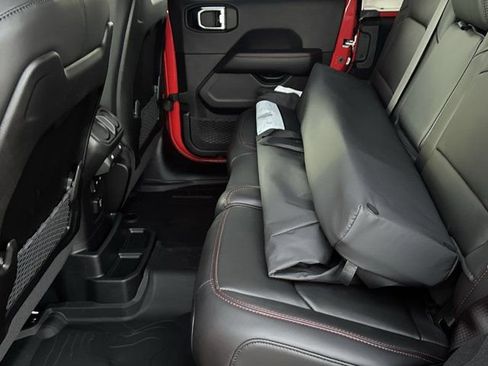 New 2026 Jeep Wrangler Unlimited Rubicon image 19