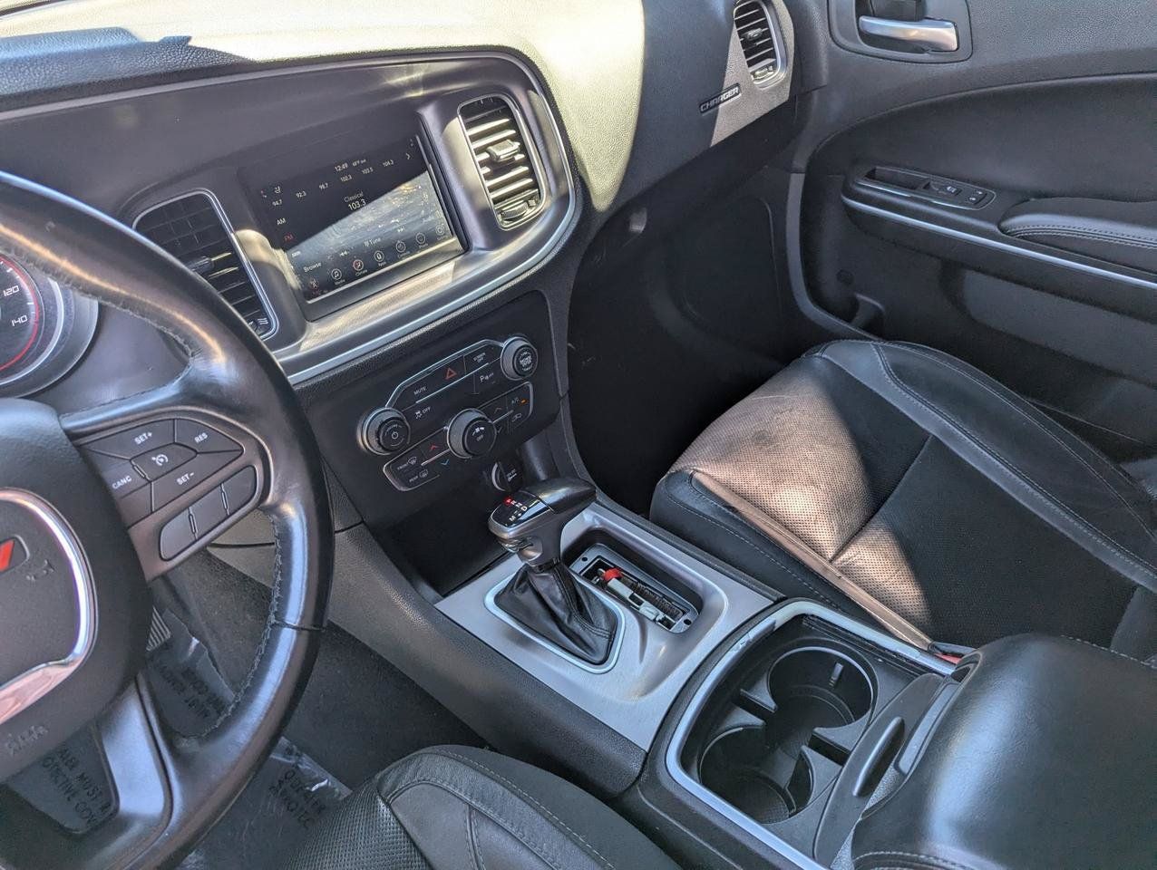 Used 2022 Dodge Charger SXT w/ Leather Interior Group RWD image 21