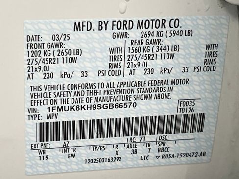 Used 2025 Ford Explorer ST-Line w/ ST-Line Street Pack image 72