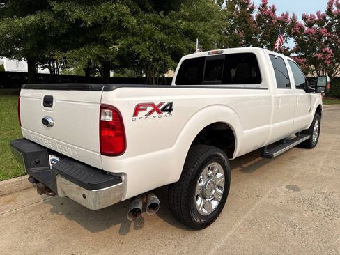 Used 2016 Ford F350 Lariat w/ Lariat Ultimate Package AWD/4WD image 3