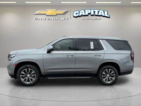 Used 2023 Chevrolet Tahoe LT w/ Luxury Package AWD/4WD image 2