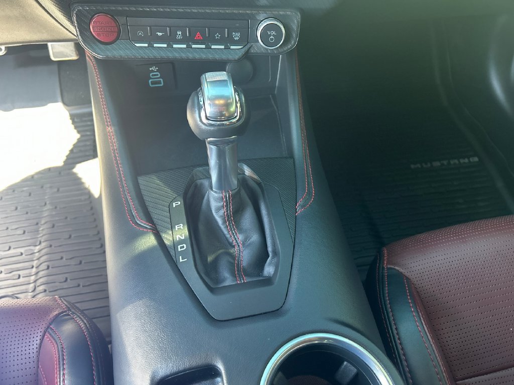 Used 2025 Ford Mustang Premium RWD image 15