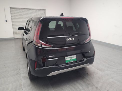 Used 2024 Kia Soul LX w/ Option Group 015 image 6