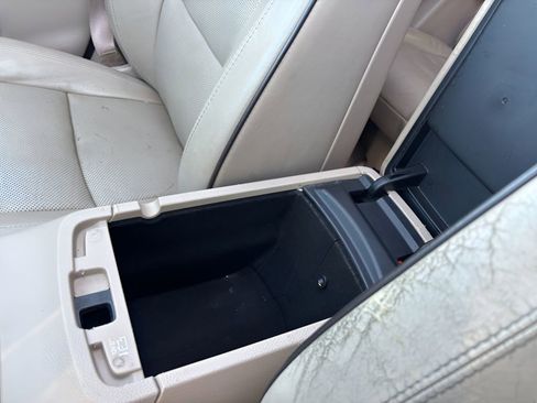 Used 2015 Jeep Grand Cherokee Overland w/ Advanced Technology Group image 26