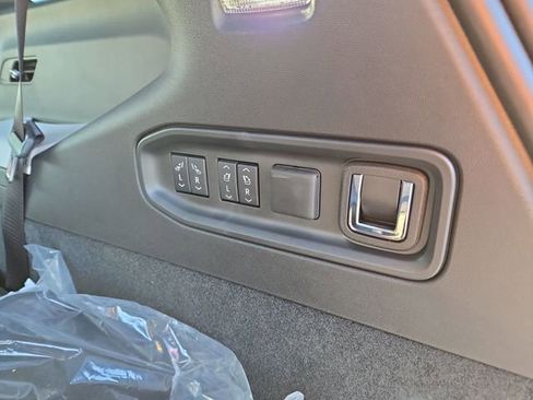 New 2026 Cadillac Vistiq Luxury image 39