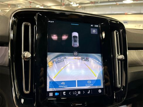 Certified 2023 Volvo C40 P8 Recharge Ultimate image 16