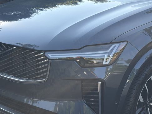 Certified 2026 Volvo XC90 B6 Plus AWD/4WD image 6