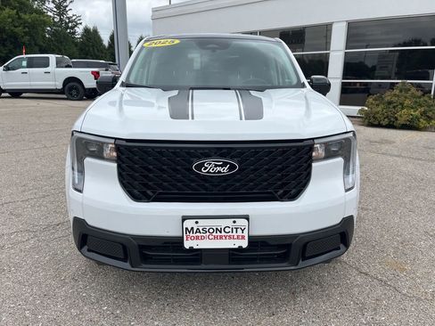 New 2025 Ford Maverick Lariat w/ Black Appearance Package image 8