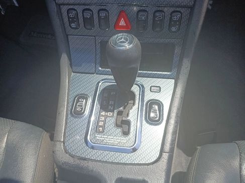 Used 2000 Mercedes-Benz SLK 230 image 24