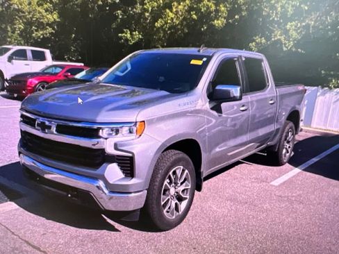 Used 2023 Chevrolet Silverado 1500 LT AWD/4WD image 1