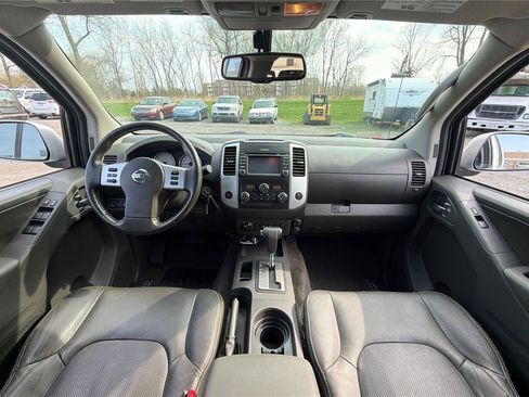 Used 2017 Nissan Frontier PRO-4X w/ Pro-4x Luxury Package AWD/4WD image 29