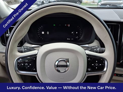 Certified 2024 Volvo XC60 B5 Plus w/ Climate Package AWD/4WD image 20