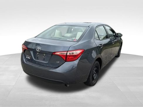 Used 2018 Toyota Corolla LE FWD image 11