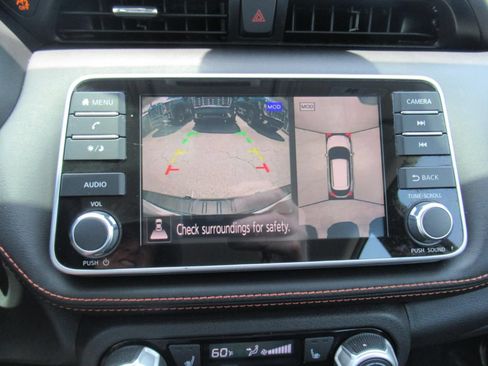 Used 2020 Nissan Kicks SR w/ SR Premium Package FWD image 29