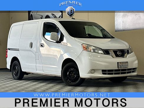 Used 2018 Nissan NV200 SV w/ Navigation Package image 1