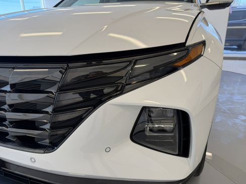 Used 2023 Hyundai Tucson Limited image 15