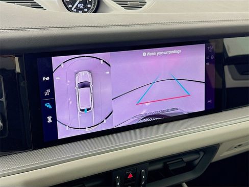 New 2026 Porsche Cayenne image 21