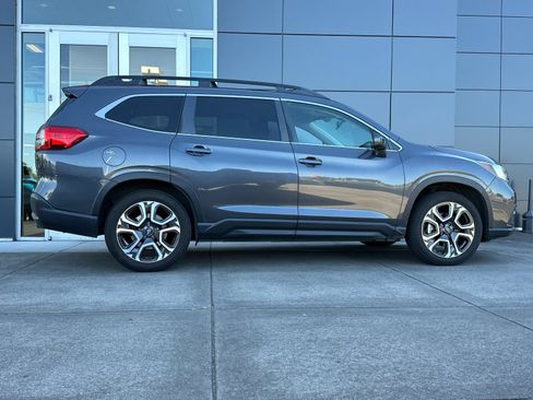 Used 2020 Subaru Ascent Premium w/ Convenience Package AWD/4WD image 2