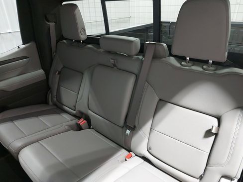 New 2026 GMC Sierra 1500 SLT w/ SLT Premium Plus Package image 14