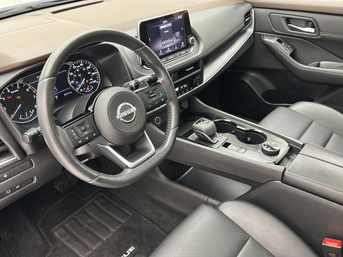 Used 2023 Nissan Rogue SV w/ SV Premium B Package AWD/4WD image 11