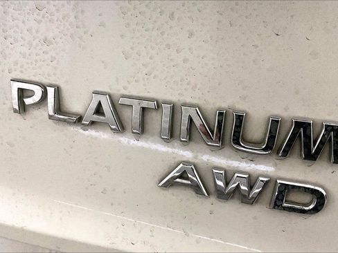 Used 2023 Nissan Rogue Platinum image 13