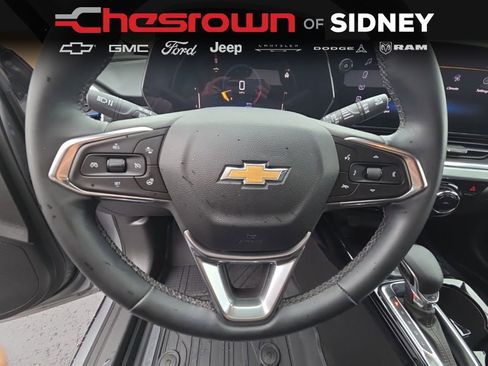 Used 2024 Chevrolet Trax LT w/ Driver Confidence Package FWD image 36
