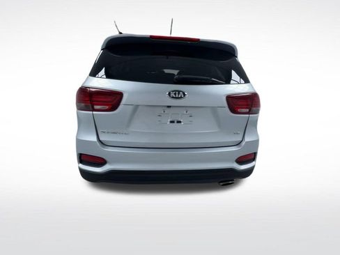 Used 2019 Kia Sorento AWD V6 image 20