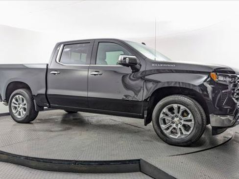 Used 2023 Chevrolet Silverado 1500 LTZ w/ Technology Package RWD image 11