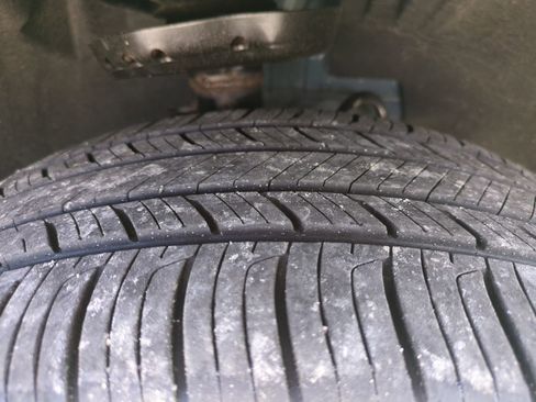 Certified 2024 Buick Encore GX Preferred AWD/4WD image 13