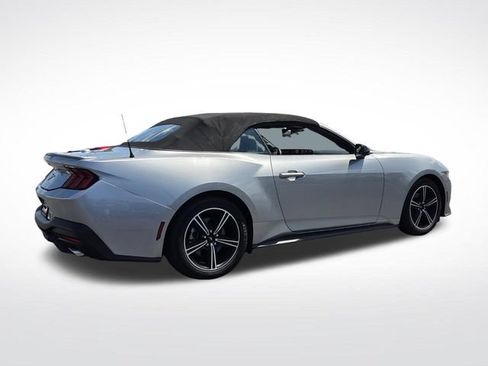 Used 2024 Ford Mustang Premium RWD image 9