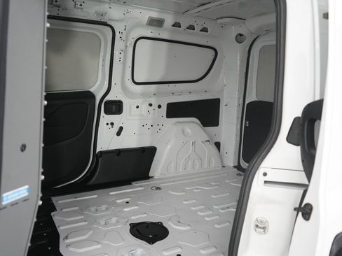 Used 2017 RAM ProMaster City Tradesman SLT w/ Rear Back-up Camera Group image 14