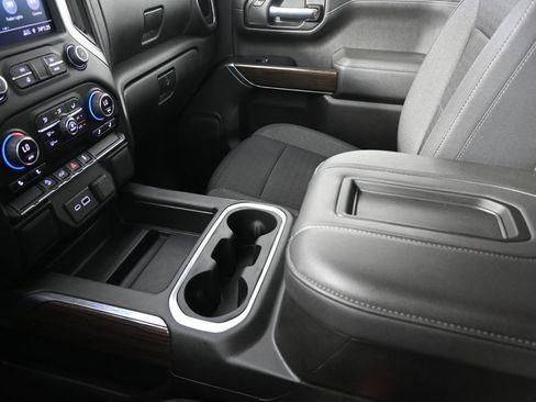Used 2022 Chevrolet Silverado 1500 LT Trail Boss w/ Bed Protection Package AWD/4WD image 31